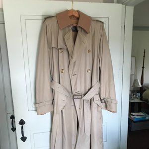 Burberry classic fully lined trench coat